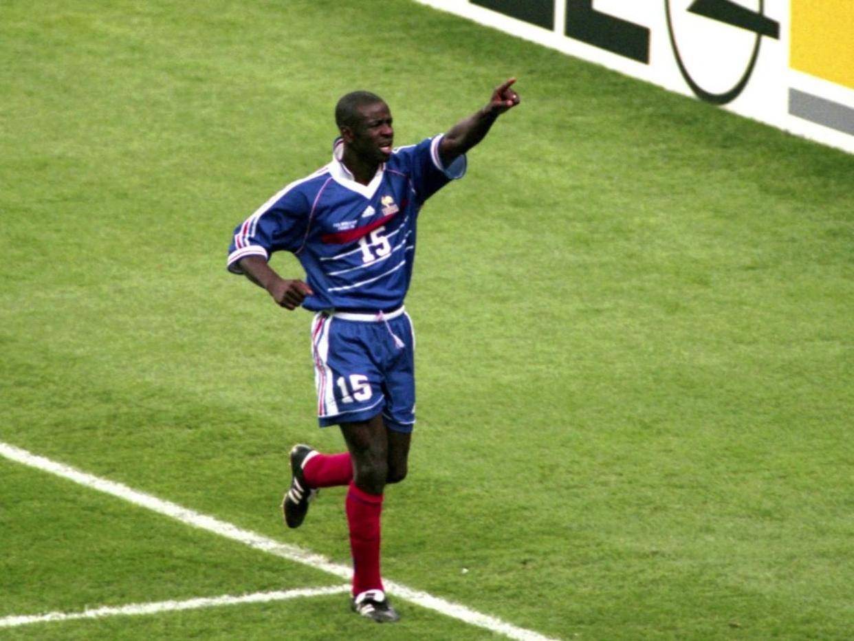 爱游戏-关于法国队带队取胜！，穆雷重要时刻出色防守全场沸腾不已的信息