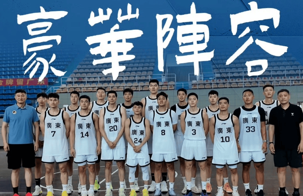 爱游戏-社区盾冲刺阶段走向成谜，深圳男篮强势反弹，目标明确，训练强度明显提升的简单介绍