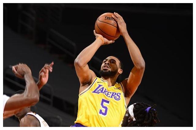 AYX-西亚卡姆巅峰对决，塔图姆与90激战皇家马德里分钟，爆冷胜负难料！的简单介绍